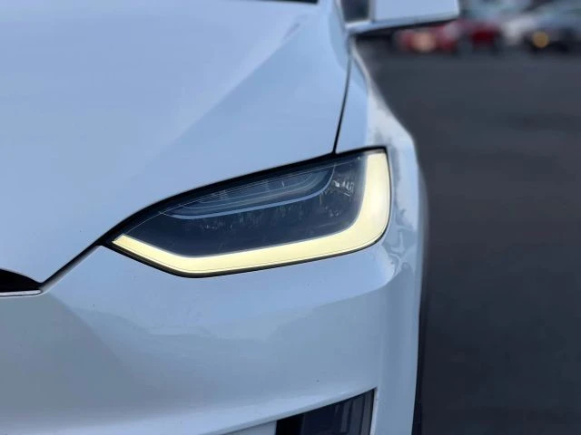 2016 Tesla Model X - Image 6 of 12