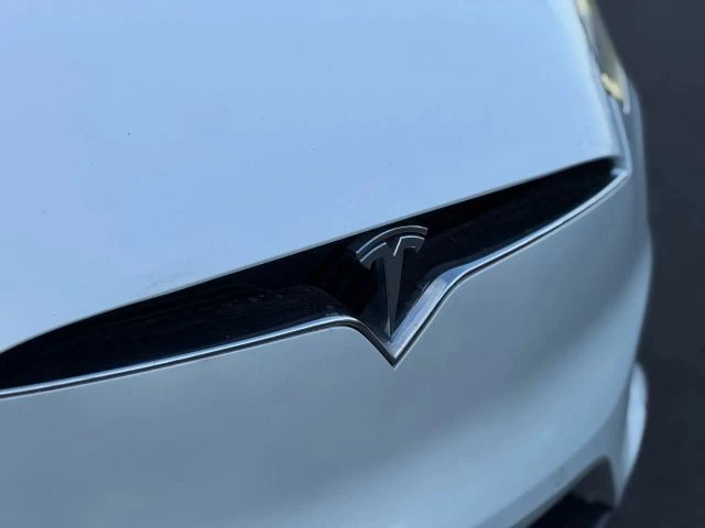 2016 Tesla Model X - Image 4 of 12