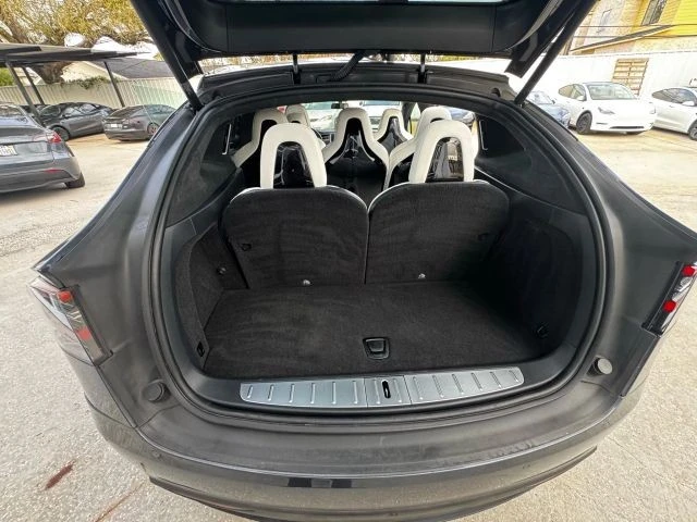 2016 Tesla Model X - Image 18 of 21