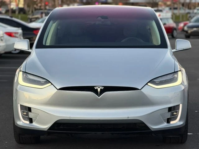 2016 Tesla Model X - Image 5 of 21
