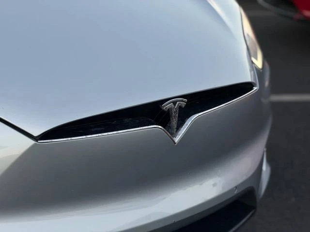 2016 Tesla Model X - Image 4 of 21