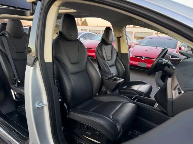 2016 Tesla Model X - Image 16 of 21