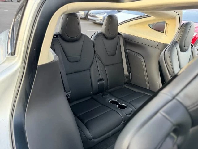 2016 Tesla Model X - Image 18 of 21