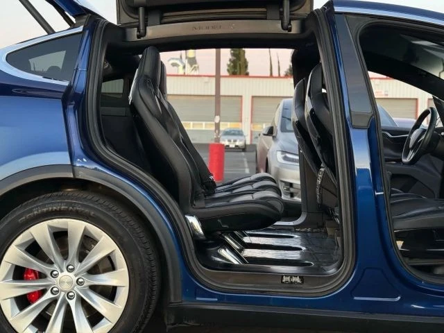 2016 Tesla Model X - Image 20 of 21