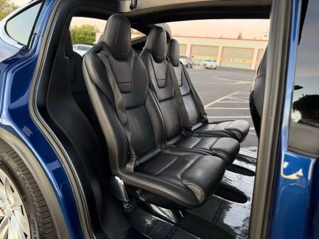 2016 Tesla Model X - Image 16 of 21