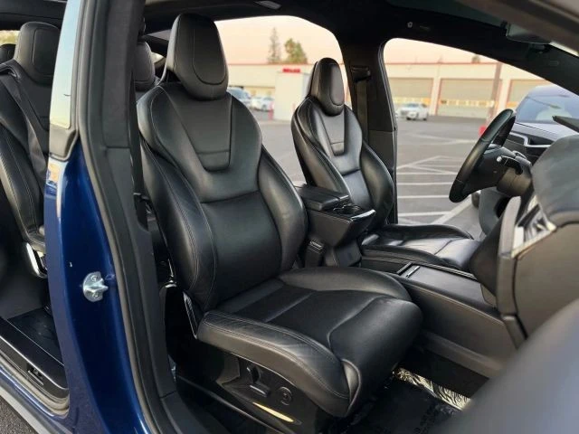 2016 Tesla Model X - Image 15 of 21