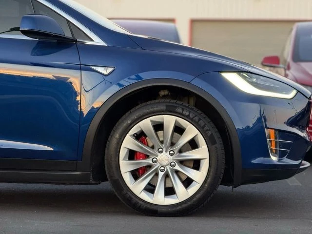 2016 Tesla Model X - Image 7 of 21