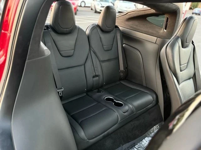 2016 Tesla Model X - Image 18 of 21