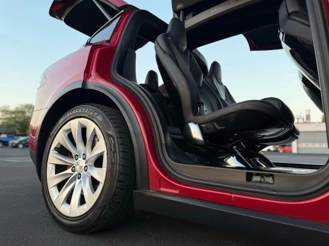 2016 Tesla Model X - Image 21 of 21