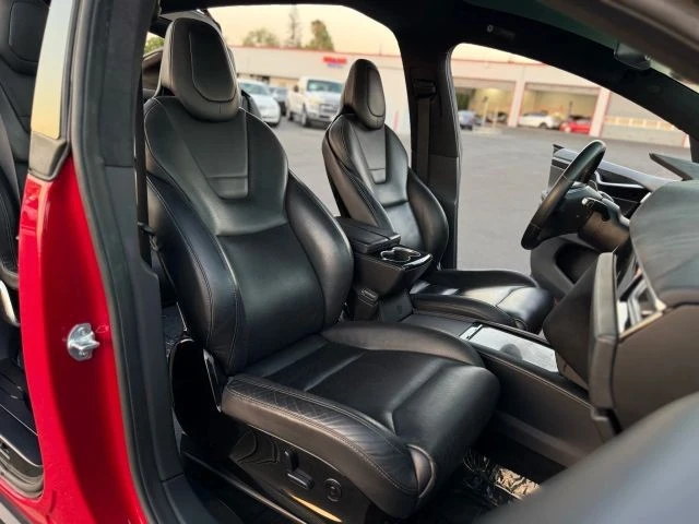 2016 Tesla Model X - Image 16 of 21