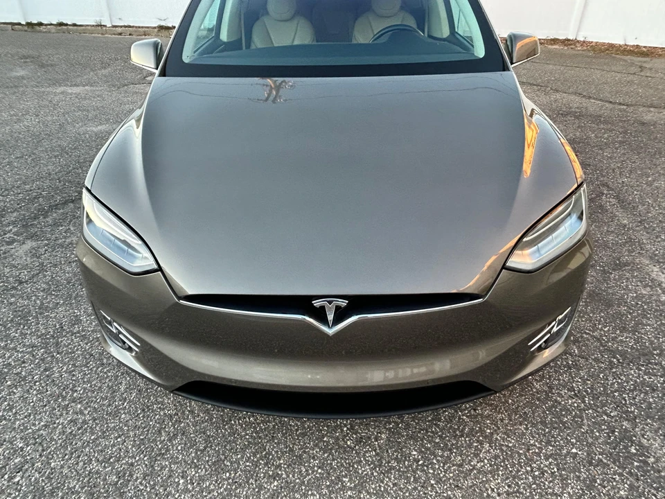 2016 Tesla Model X - Image 18 of 31