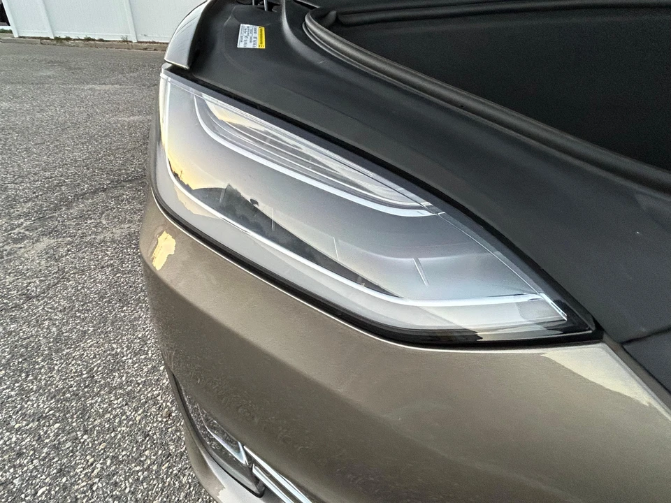 2016 Tesla Model X - Image 23 of 31