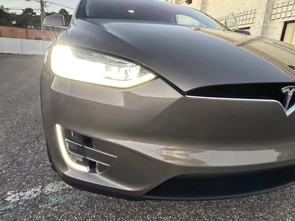 2016 Tesla Model X - Image 22 of 31