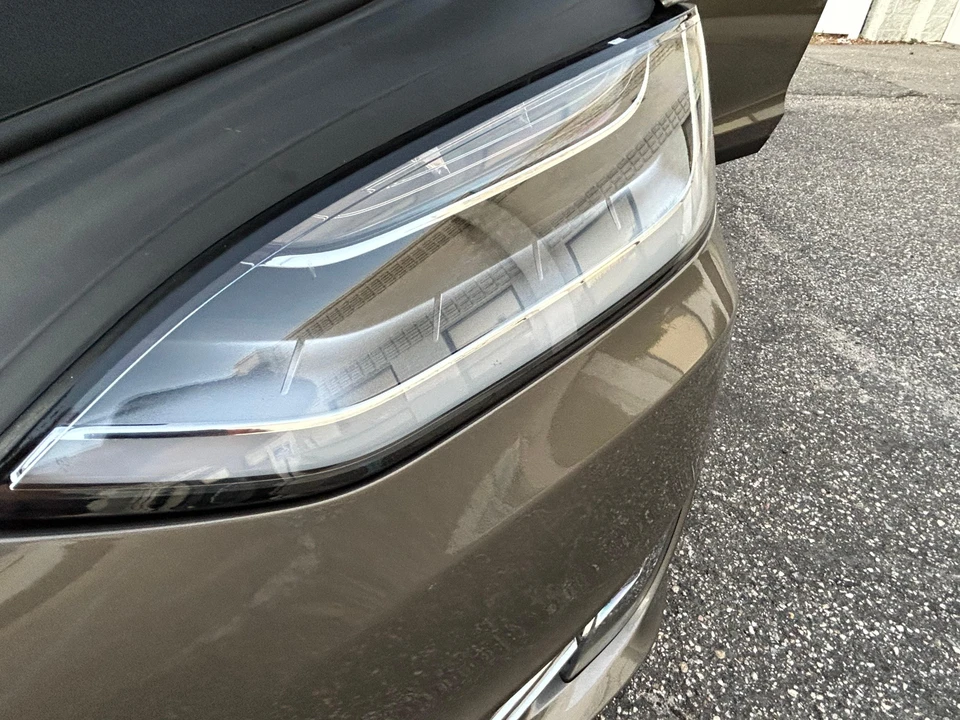 2016 Tesla Model X - Image 24 of 31