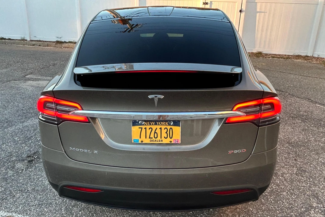 2016 Tesla Model X - Image 5 of 31