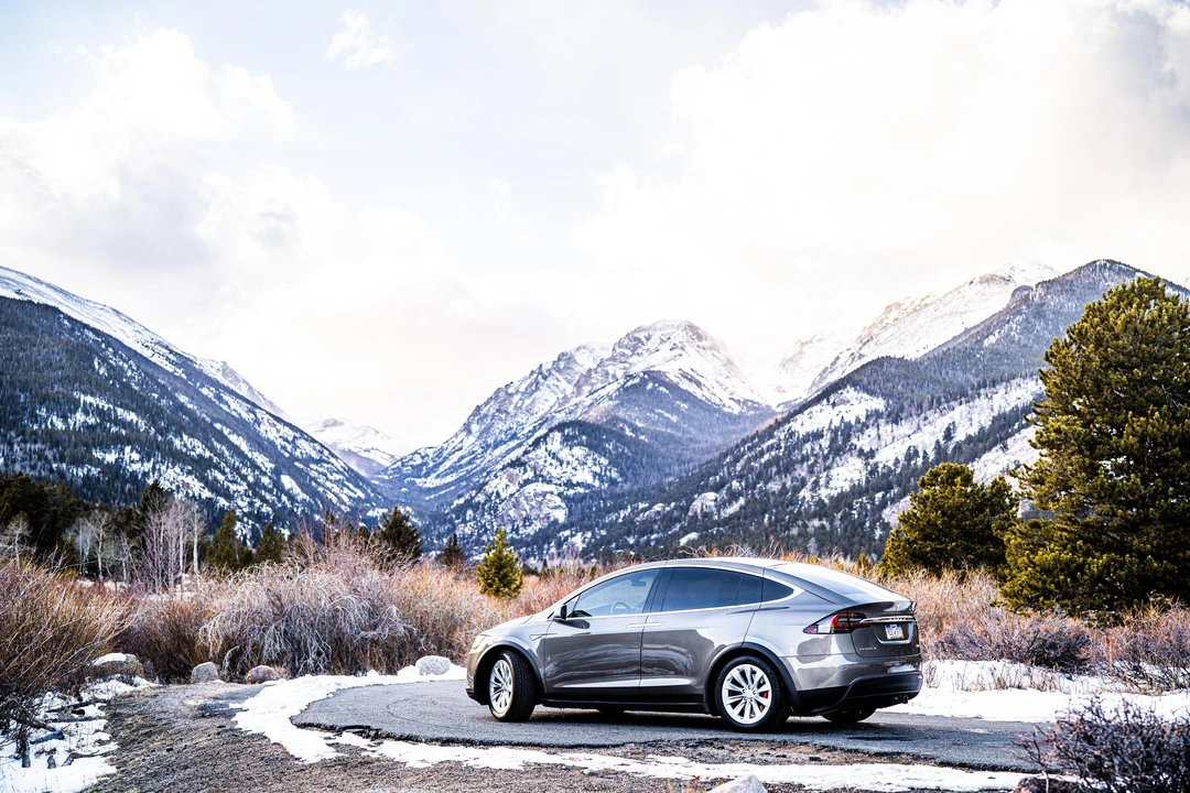 2016 Tesla Model X - Image 18 of 31