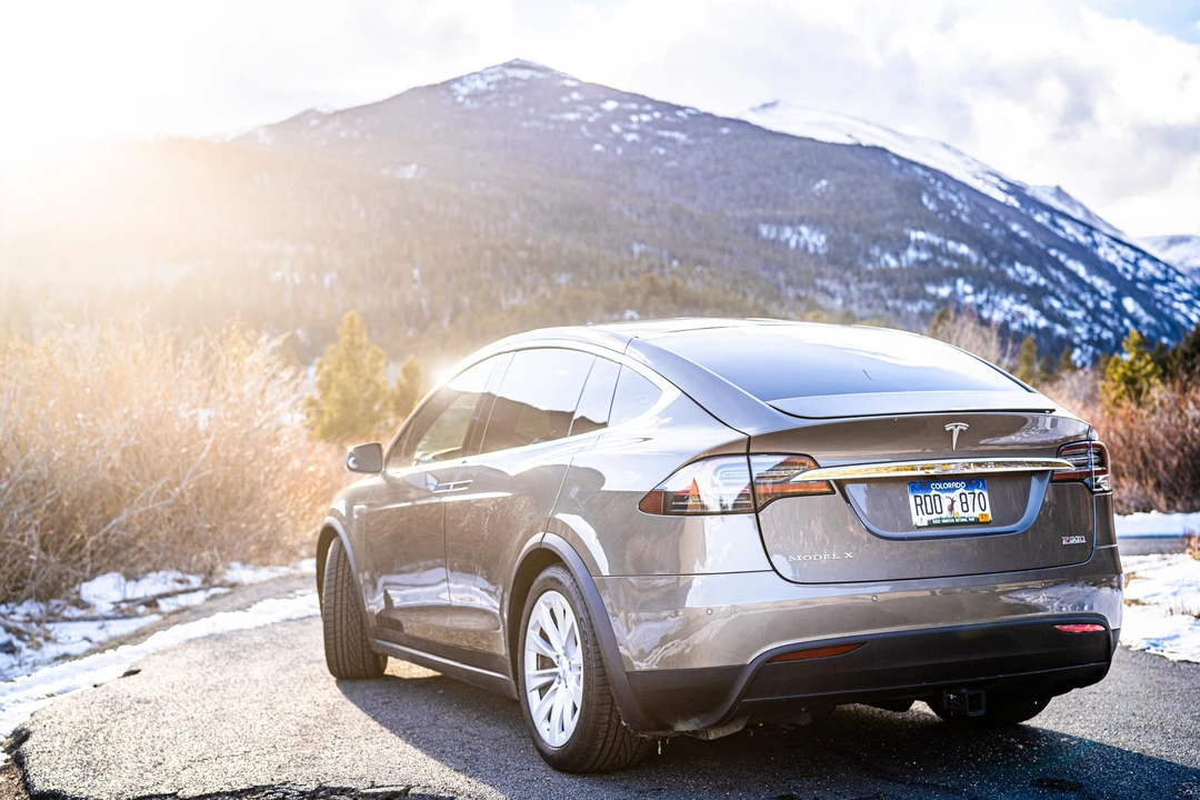 2016 Tesla Model X - Image 19 of 31