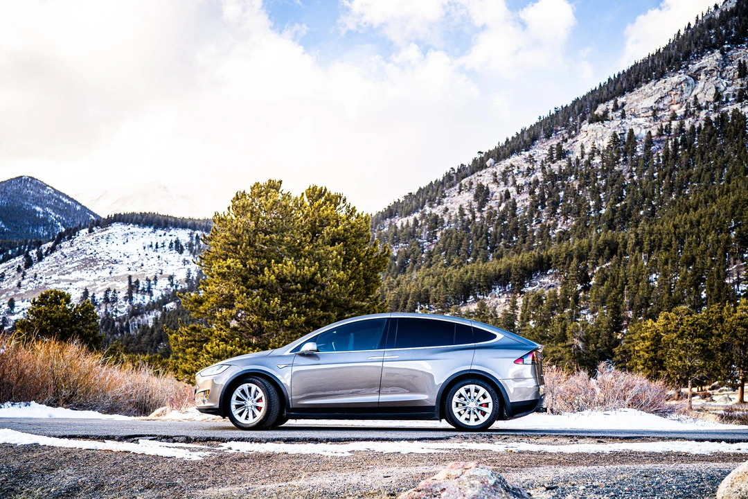 2016 Tesla Model X - Image 14 of 31