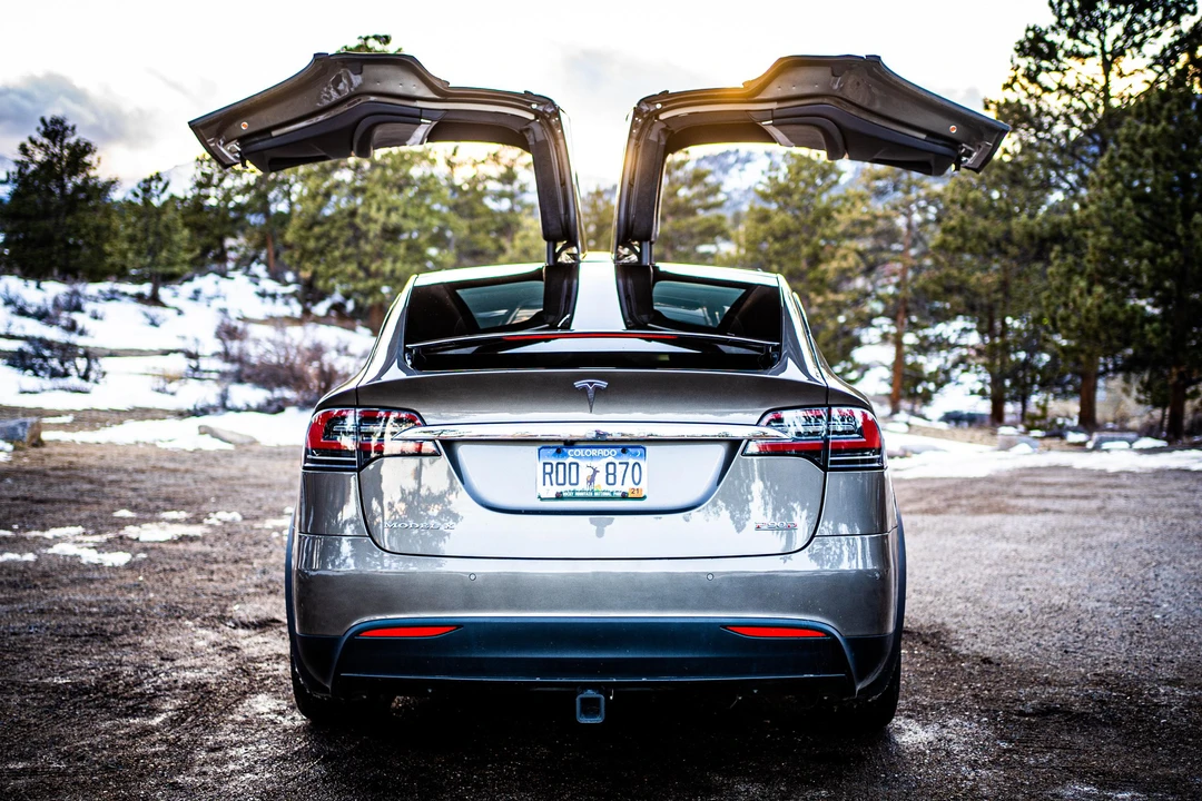 2016 Tesla Model X - Image 5 of 31