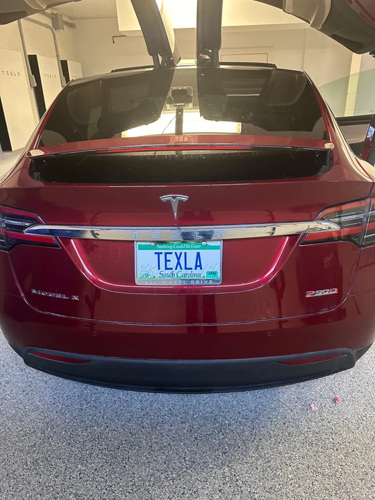 2016 Tesla Model X - Image 31 of 31