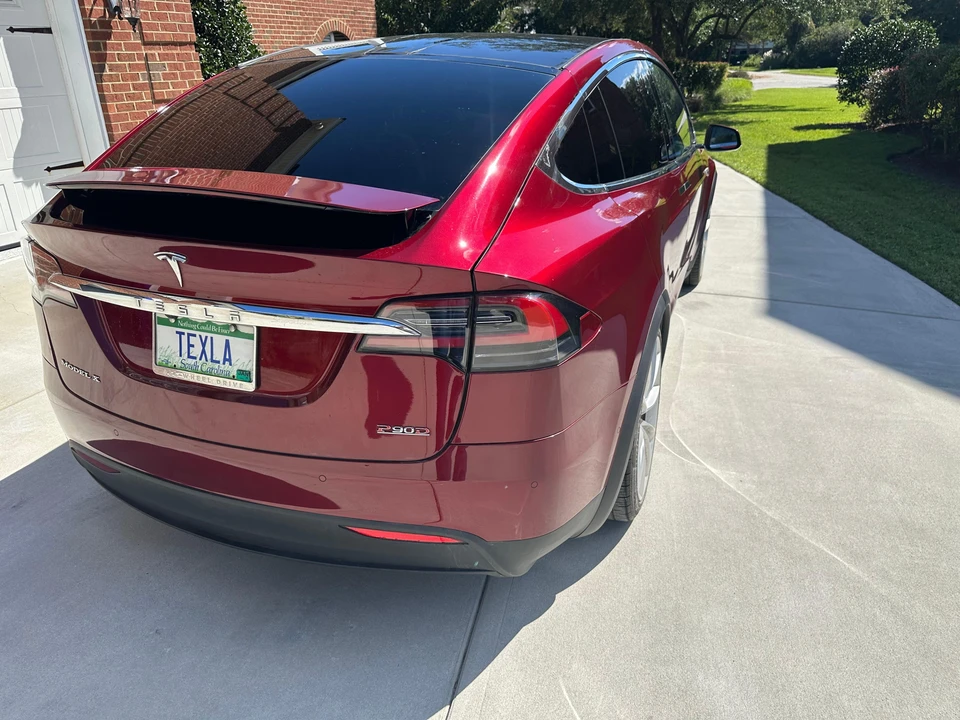 2016 Tesla Model X - Image 8 of 31