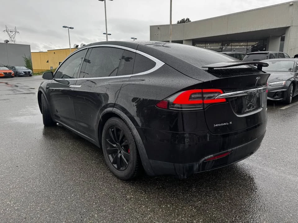 2016 Tesla Model S - Image 2 of 10