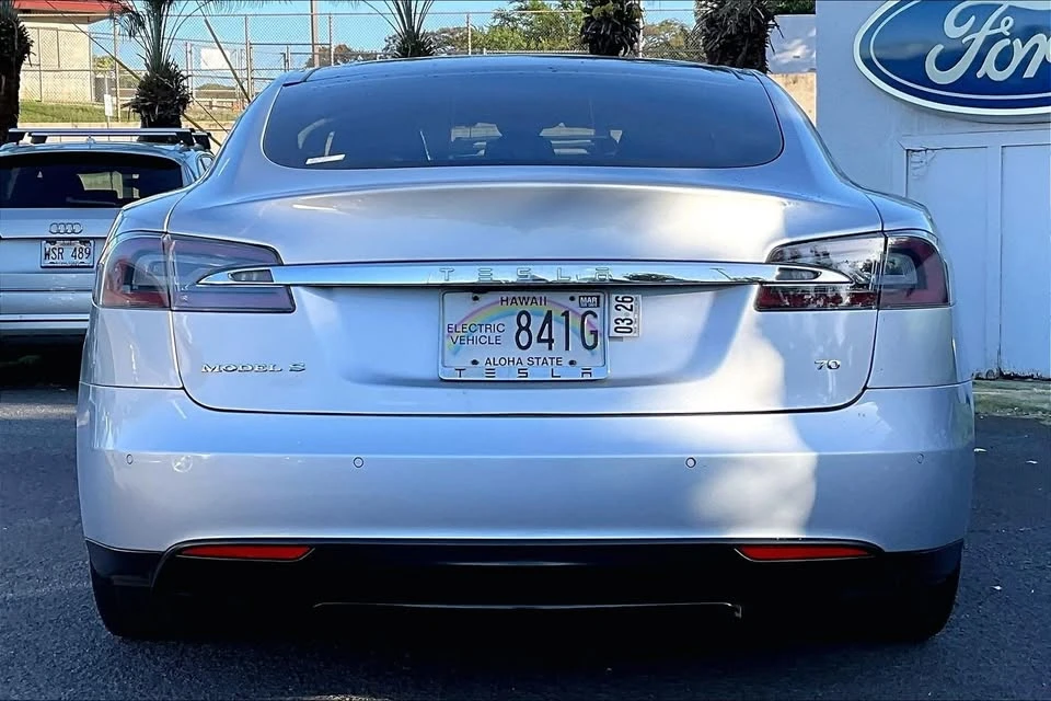 2016 Tesla Model S - Image 5 of 20