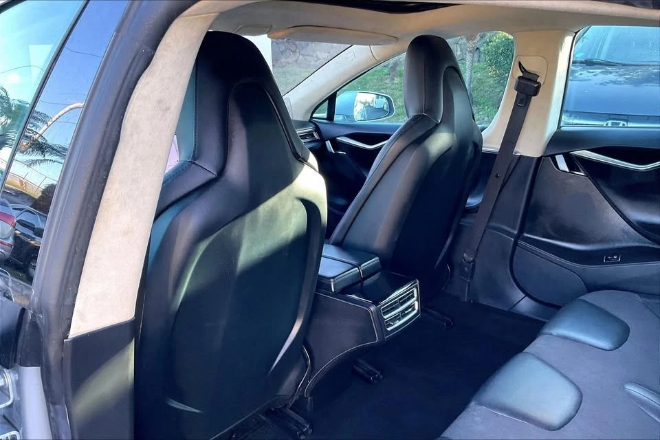 2016 Tesla Model S - Image 12 of 20