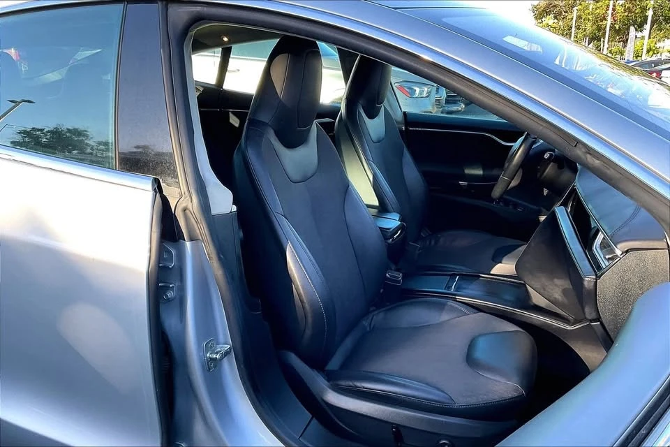 2016 Tesla Model S - Image 13 of 20