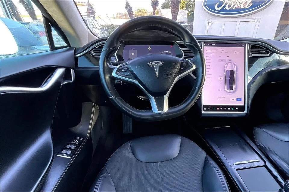 2016 Tesla Model S - Image 14 of 20