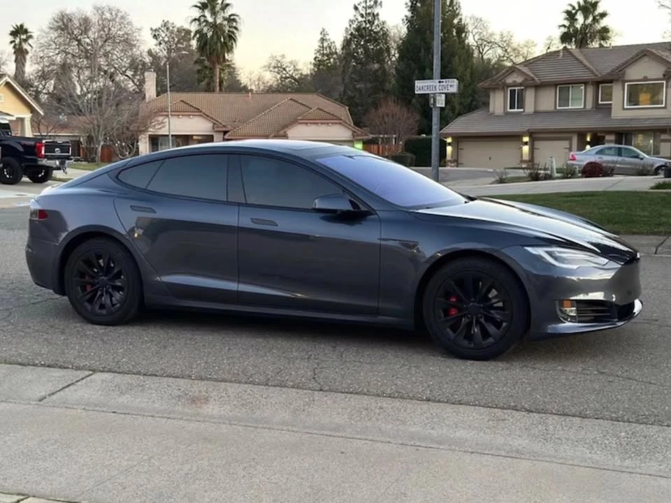 2016 Tesla Model S - Image 7 of 12
