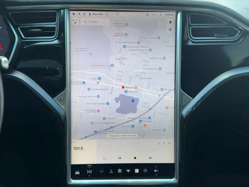 2016 Tesla Model X - Image 13 of 20