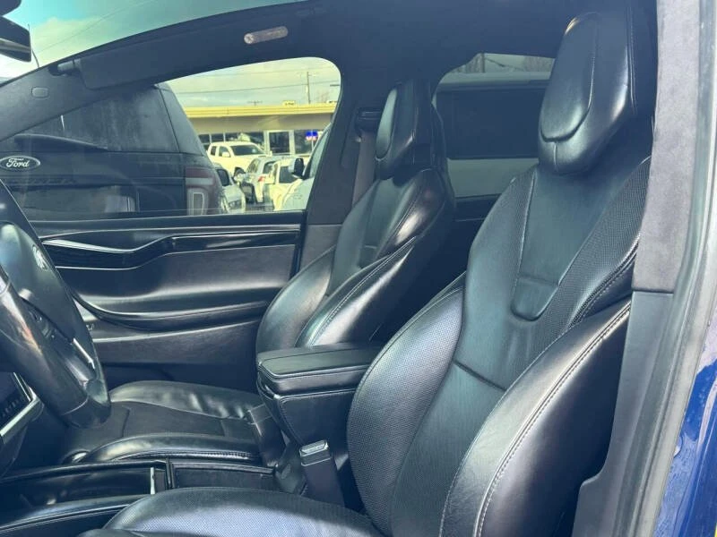 2016 Tesla Model X - Image 4 of 20