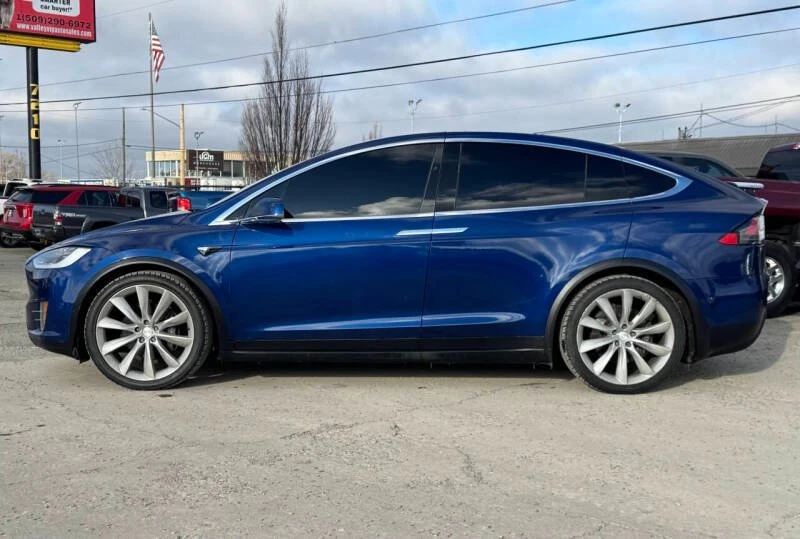 2016 Tesla Model X - Image 16 of 20