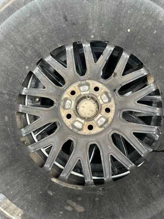 2016 Parts & Memorabilia Other Wheels - Image 2 of 5