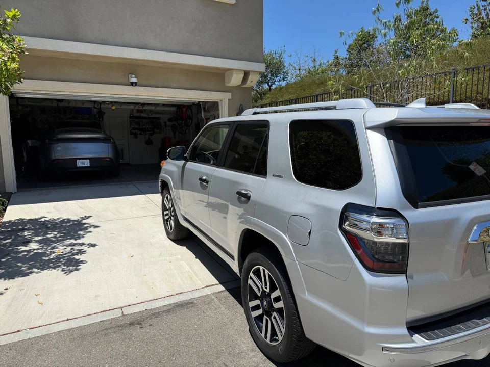 2016 Toyota 4Runner 5th Gen - Image 13 of 18