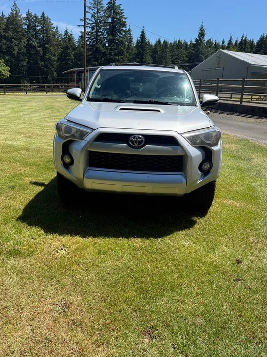 2016 Toyota 4Runner 5th Gen - Image 4 of 8