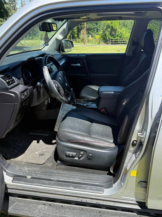 2016 Toyota 4Runner 5th Gen - Image 5 of 8
