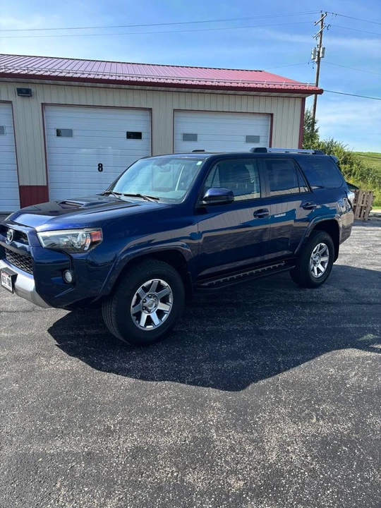 2016 Toyota 4Runner 5th Gen - Image 8 of 10