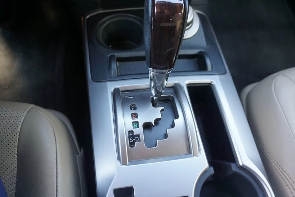 2016 Toyota 4Runner 5th Gen - Image 11 of 19