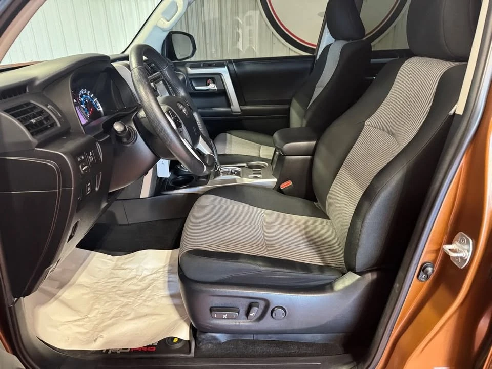 2016 Toyota 4Runner 5th Gen - Image 15 of 20