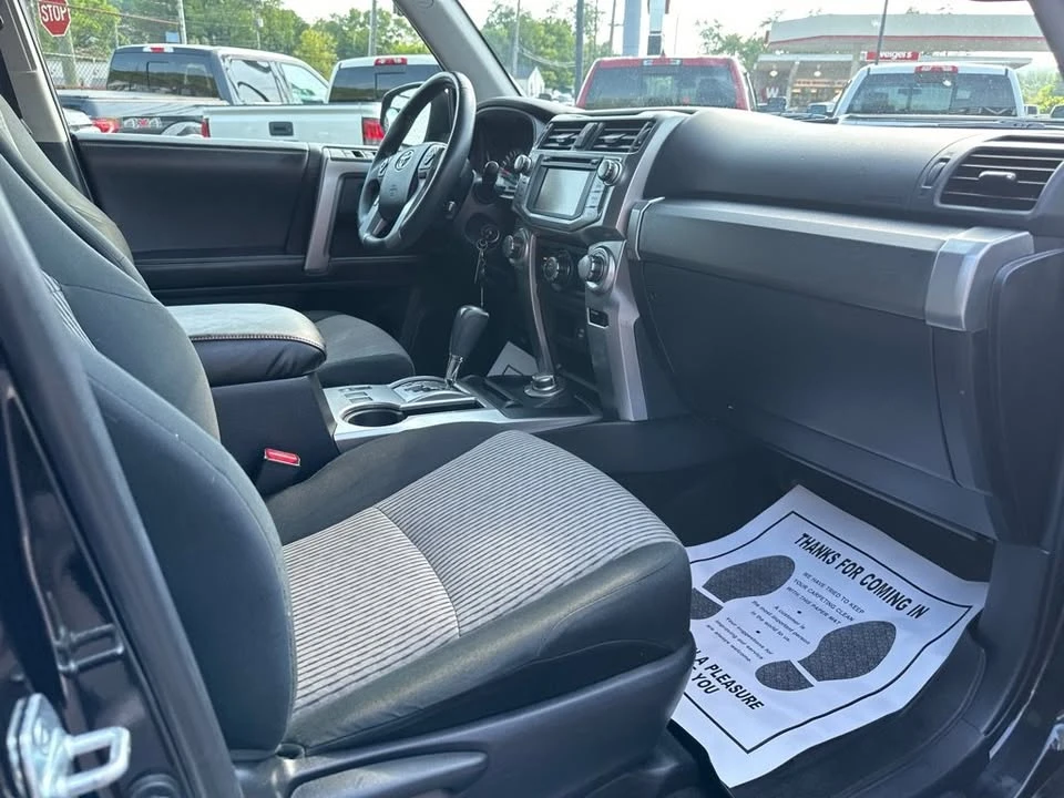 2016 Toyota 4Runner 5th Gen - Image 8 of 20