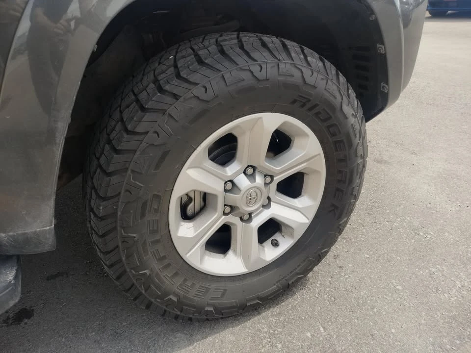 2016 Toyota 4Runner 5th Gen - Image 8 of 18