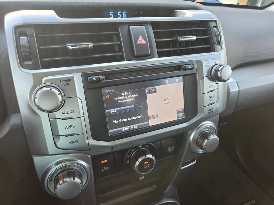2016 Toyota 4Runner 5th Gen - Image 17 of 20