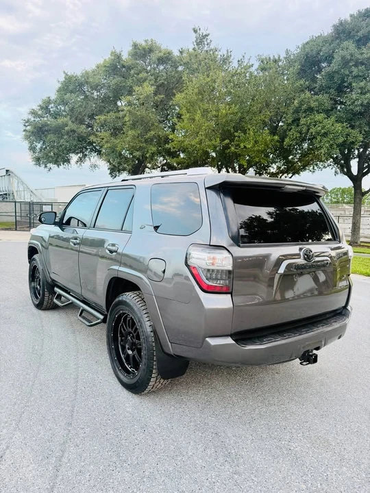 2016 Toyota 4Runner 5th Gen - Image 8 of 19