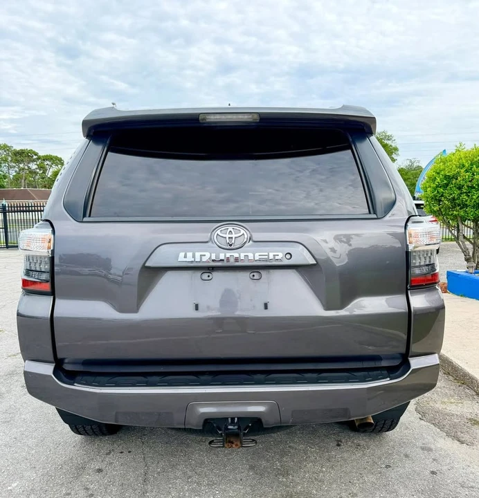 2016 Toyota 4Runner - Image 4 of 20