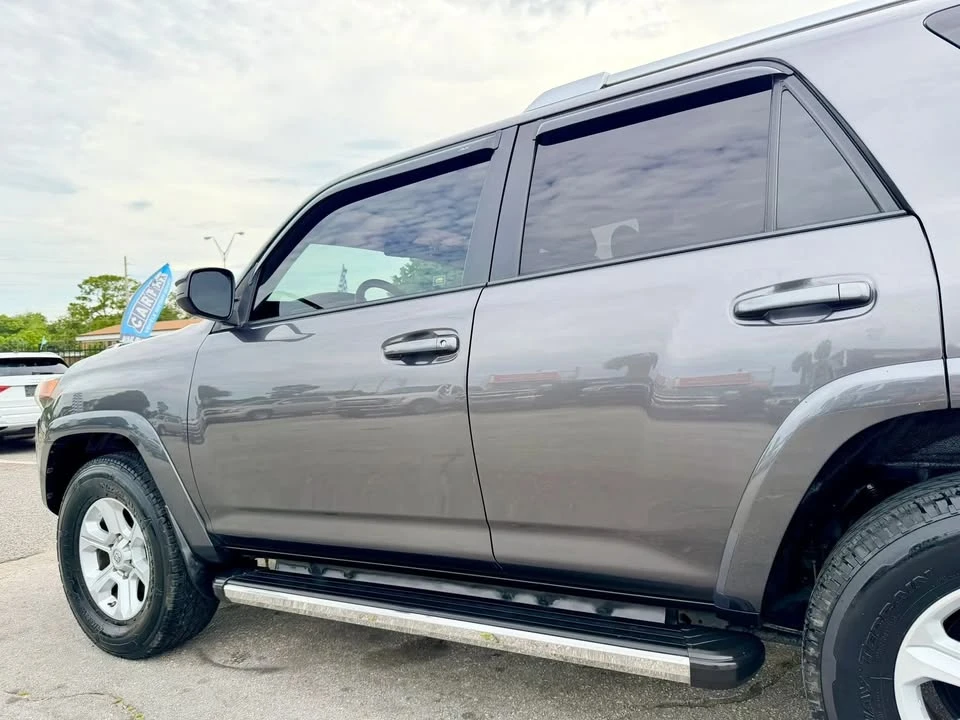 2016 Toyota 4Runner - Image 12 of 20