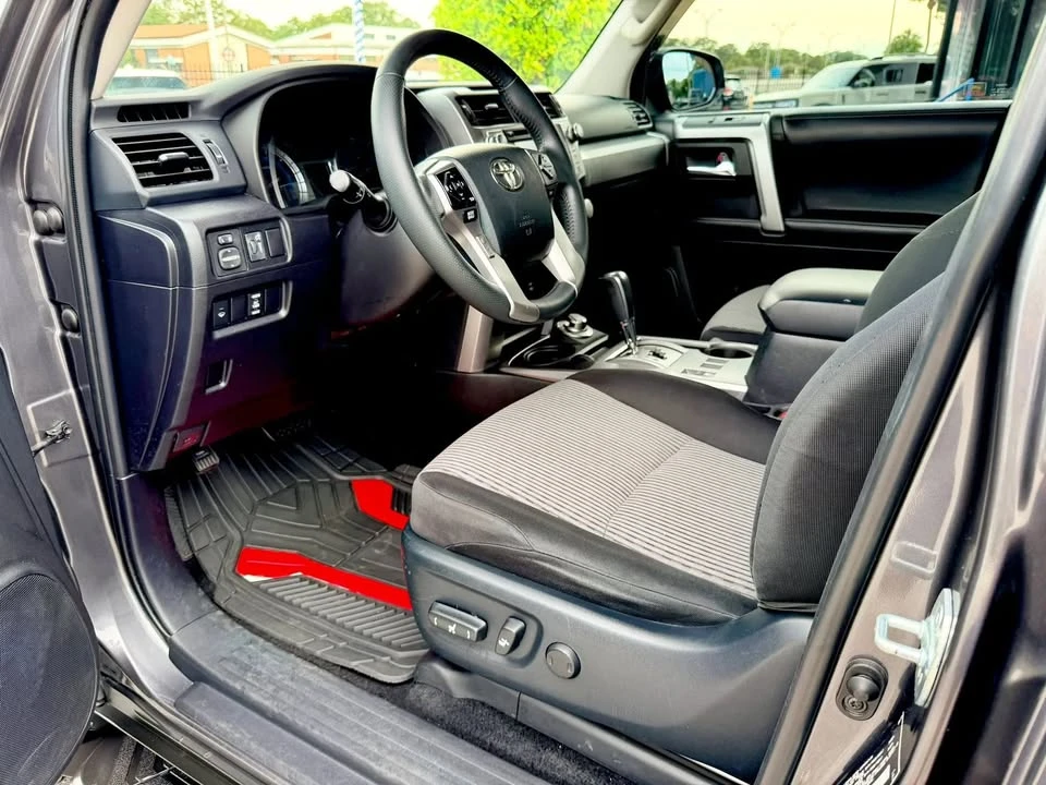 2016 Toyota 4Runner - Image 15 of 20