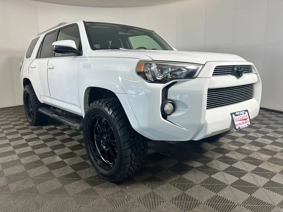 2016 Toyota 4Runner 5th Gen - Image 3 of 20