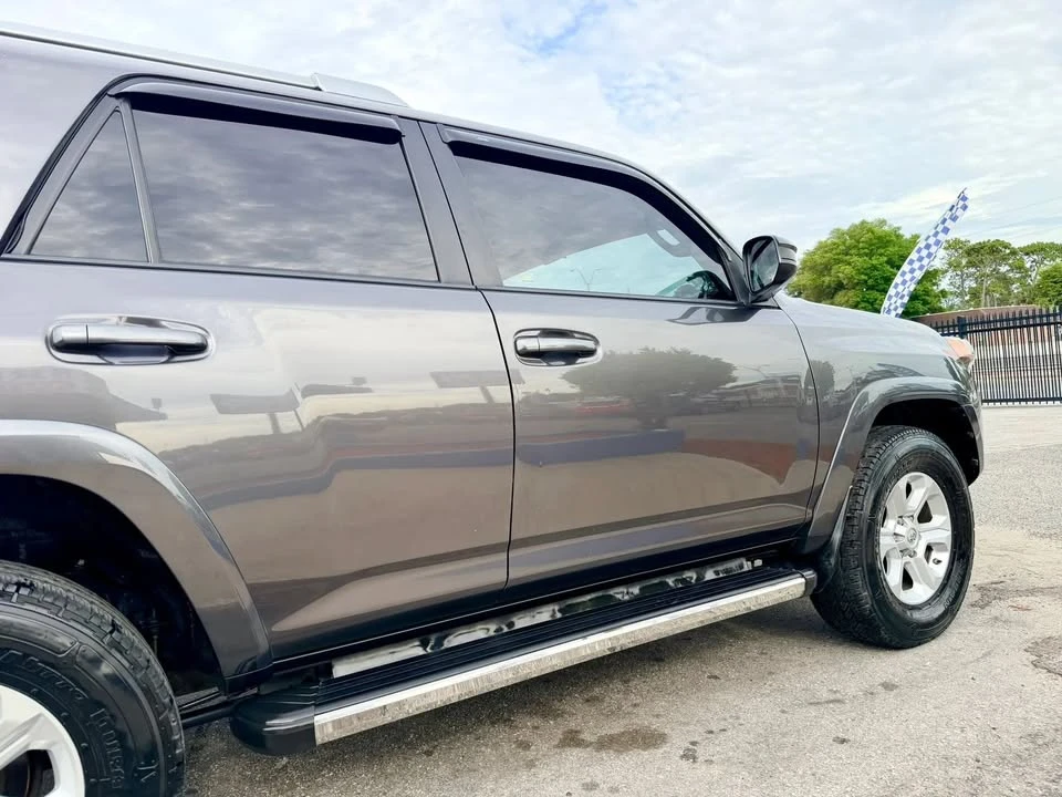 2016 Toyota 4Runner - Image 13 of 20